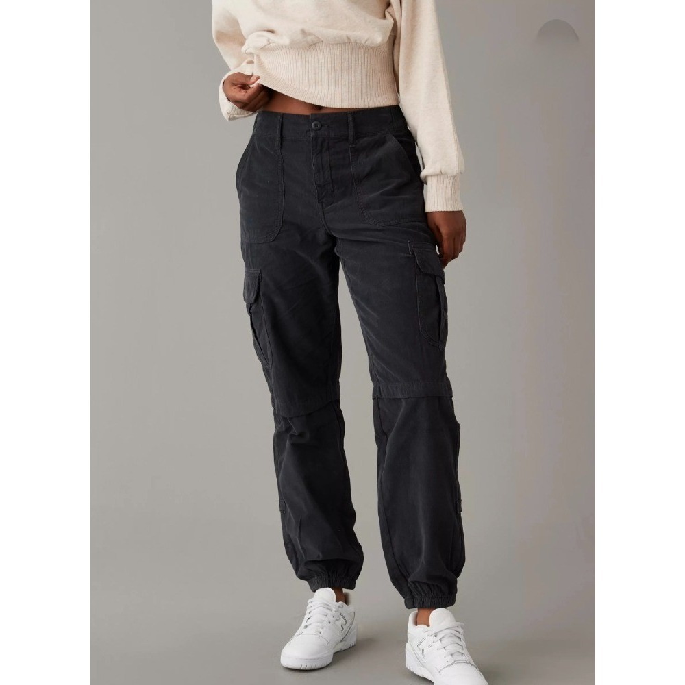 AE American Eagle Black Corduroy Cargo Joggers High Waisted Pants Womens Size 4